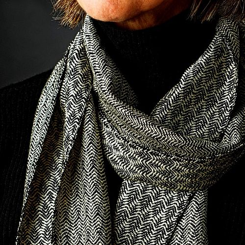 Scarf: Feather Tessellation