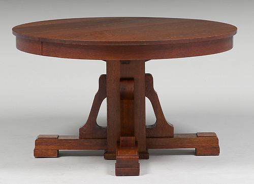 Grand Rapids 54"d Cutout Pedestal Dining Table c1910