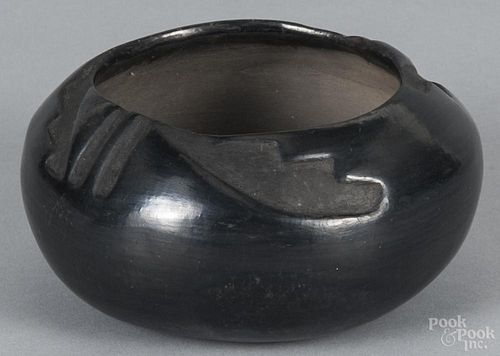 Santa Clara blackware bowl, early 20th c., signed Pascualito, 3'' h., 6'' dia.
