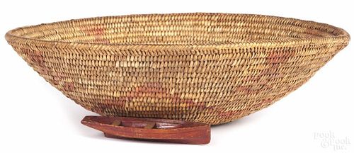 Southwestern Native American woven basketry bowl, early 20th c., 4'' h., 15 1/2'' dia.