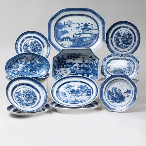 Assembled Chinese Export Porcelain Part Service and a Group of Similar English Wares