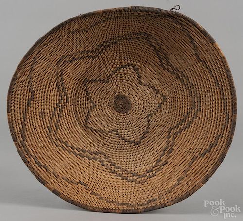 Southwest Native American coiled basketry tray, early 20th c., 15'' dia.