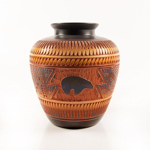 Diane Aragon Pottery Native American Vase