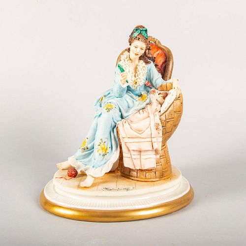 Capodimonte Maestro Scapinello Figurine, Mother With Child