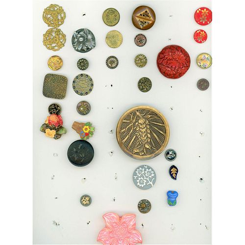 3 Partial Cards Of Assorted Material Plant Life Buttons