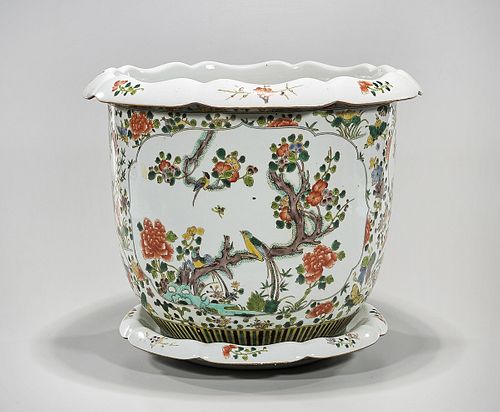 Chinese Enameled Porcelain Planter