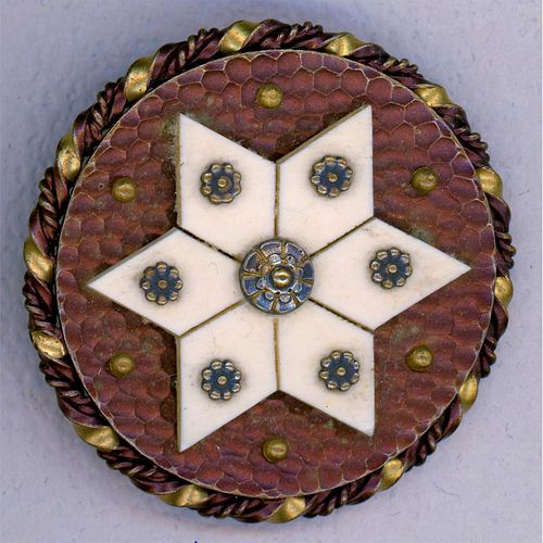 One Division One Natural Material Star Button