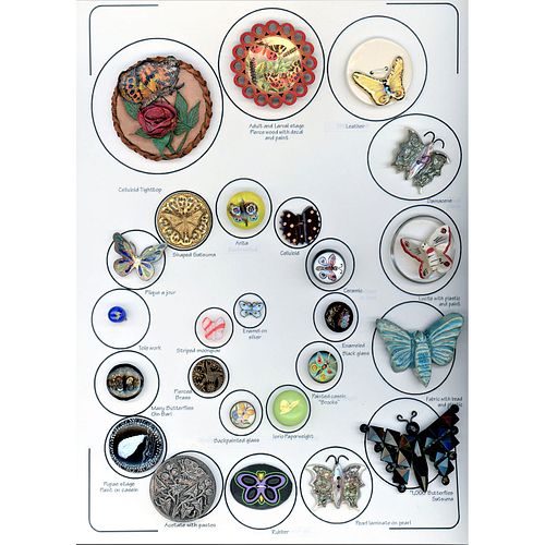A Card Of Div 1 & 3 Assorted Material Butterfly Buttons