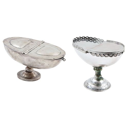 Pair of Incense Boats, Mexico, 19th century, One with smooth design, The second with geometric edge and chiseled details