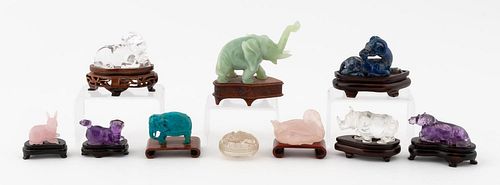 10 ASSORTED MINIATURE CHINESE ARTICLES WITH STANDS