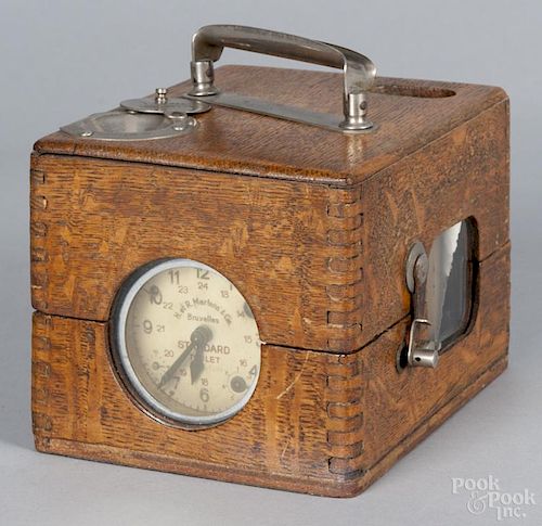 H. R. Martens & Co. oak standard toulet pigeon racing clock, 8'' h.