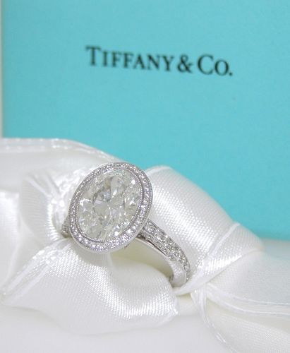 Tiffany & Co 4.00ct Oval F/VVS2 Retail $283,000
