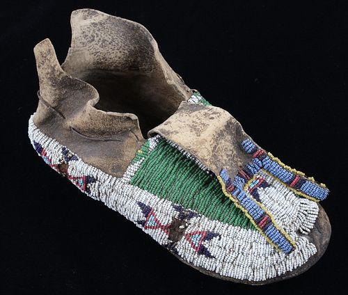 Gros Ventre Beaded Moccasin 19th Century