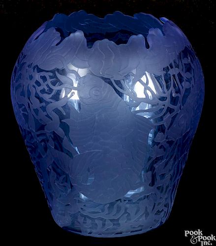 Marialyce Hawke intaglio glass Fishes vase, 10 1/4'' h.