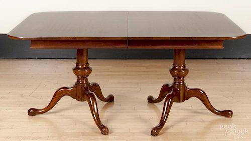 Blair House mahogany dining table and six chairs, table - 2 9 1/2'' h., 42'' w., 64'' dia.