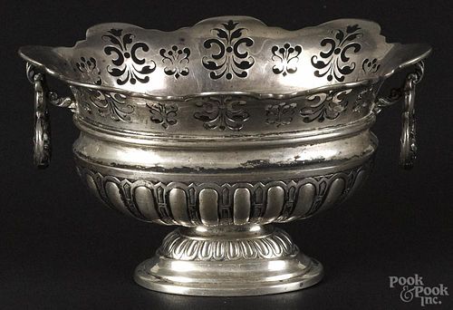 French silver basket, late 18th c., 3 3/8'' h., 5 3/4'' w., 8.6 ozt.