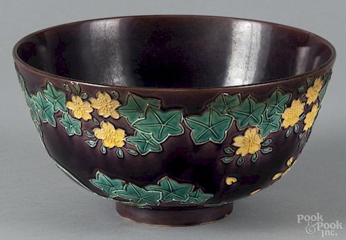 Japanese bowl, bearing the incised seal of Eiraku Hozen (active ca. 1825-1853)