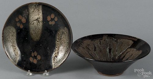 Japanese pottery bowl in the style of Shoji Hamada, having thick, dripping glaze, marked on base