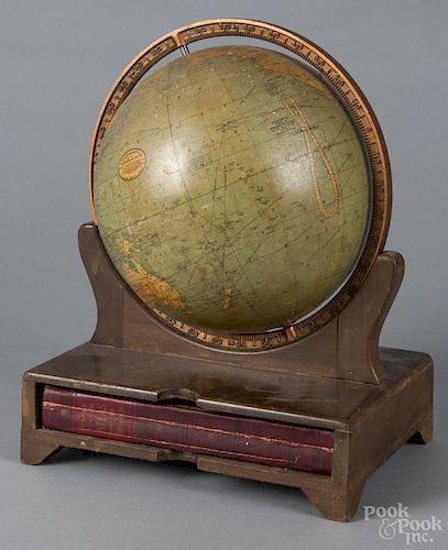 Hammond's terrestrial globe and atlas, copyright 1931, overall - 14'' h.