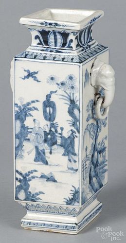 Blue and white Chinese export vase, 9 3/4'' h.