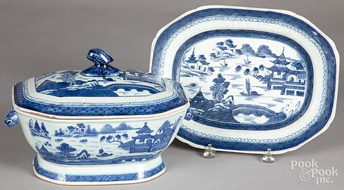 Chinese export Canton tureen and undertray