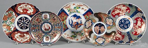 Imari export porcelain plates and chargers, largest - 12''
