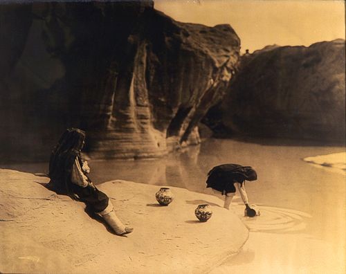 Edward Curtis, At the Old Well of Acoma, 1904