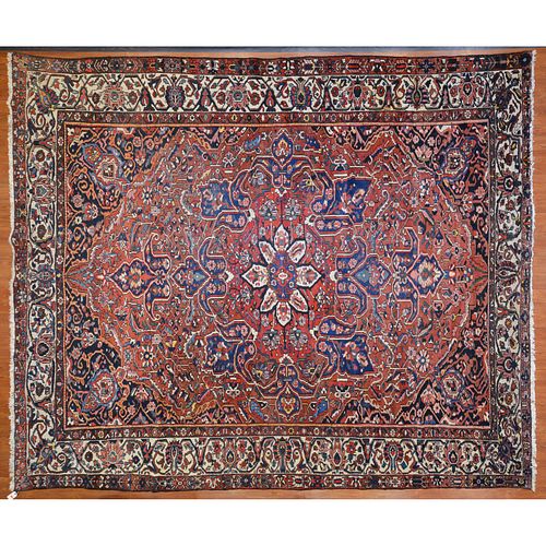 Semi-Antique Bahktiari Carpet, Persia, 11.5 x13.10