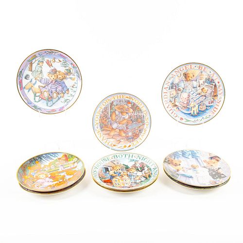 9  Porcelain Collectors Plates, Teddy Bears