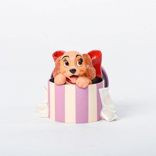 Walt Disney Classics Collection Figurine, Lady and the Tramp