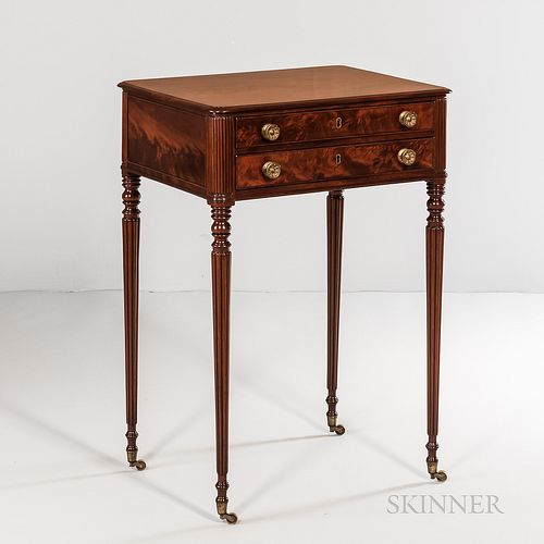 Fine Federal Mahogany and Mahogany Veneer Worktable, attributed to Thomas Seymour, Boston, c. 1812-15, the top with rounded corners abo