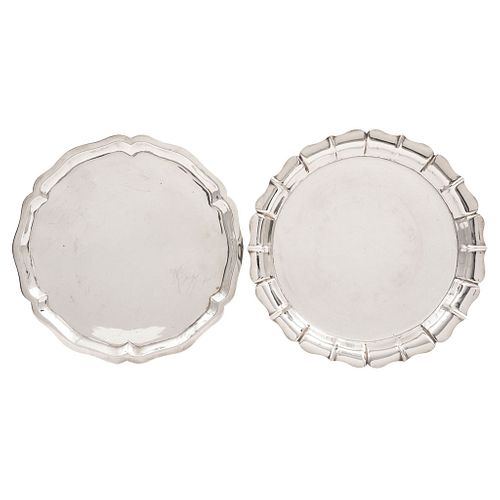 Pair of Platters, Mexico, 20th century, ORTEGA & PRIETO Sterling Silver 0.925, Different models, 1054 g