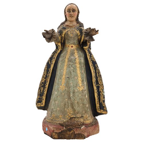 VIRGEN AMPONA, MÉXICO, 19th century, Carved in polychrome wood with glass eyes, Conservation details, 14.7" (37.5 cm) in height