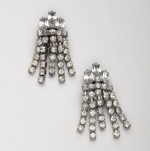 Weiss Rhinestone Tassle Earrings