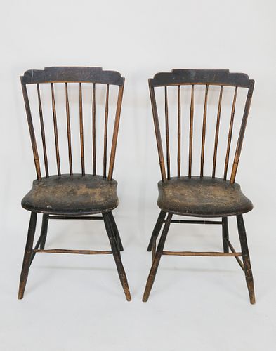 Pair of American Step-down Windsor Side Chairs, circa 1810