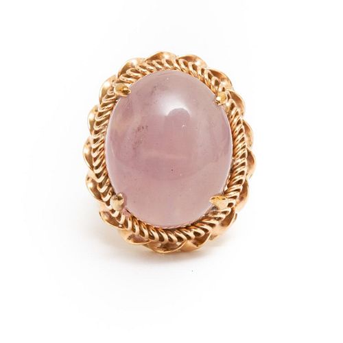 18K Gold and Oval Lavender Jade Ring
