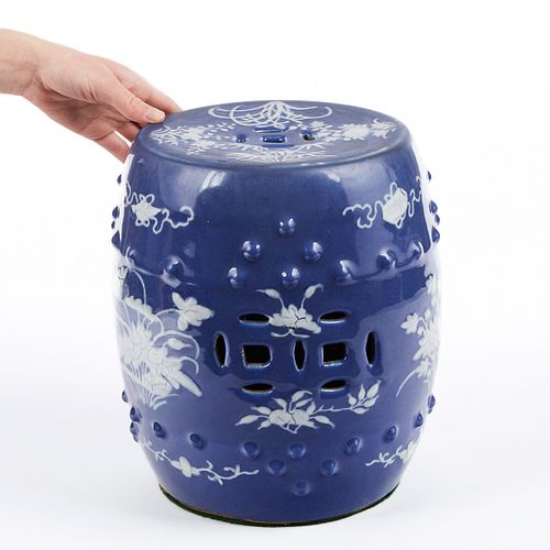 19th c. Chinese Porcelain Child's Garden Seat Barrel