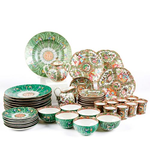 Lrg Grp Chinese Porcelain Rose Medallion & Cabbage Ware