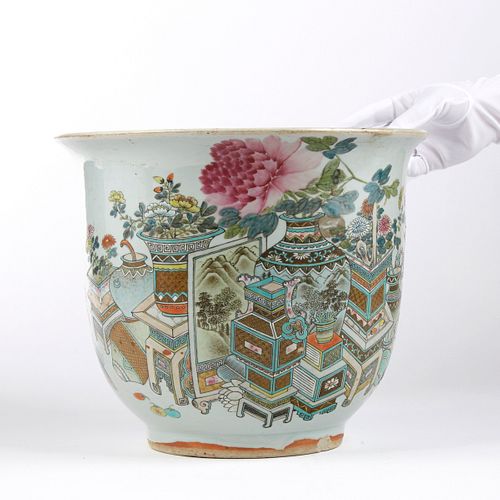 Chinese Late Qing Famille Rose Porcelain Jardiniere Planter