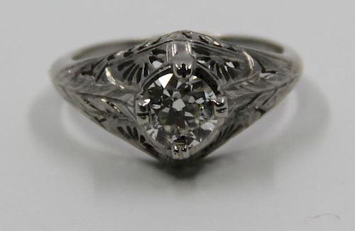 JEWELRY. 18kt Solitaire Diamond Ring.