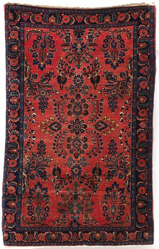 A FINE AND ATTRACTIVE PERSIAN SAROUK HAND MADE RUG