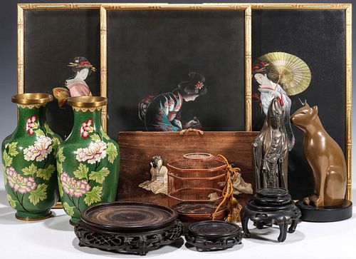 A COLLECTION OF ASIAN OBJECTS