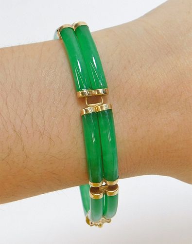 Lady's 14K Gold and Apple Green Jadeite Bracelet