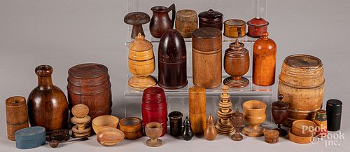Small wooden containers, trinkets, etc.