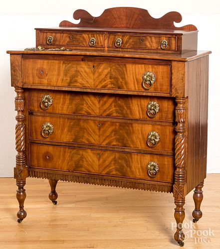 New England Sheraton mahogany dresser