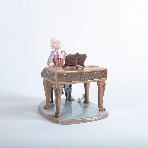 Lladro Porcelain Figurine, Young Mozart L.E. 01005915