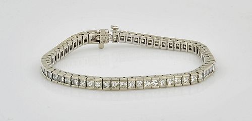 14K White Gold and Diamond Tennis Bracelet