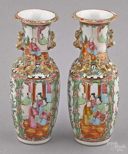 Pair of Chinese export porcelain rose medallion
