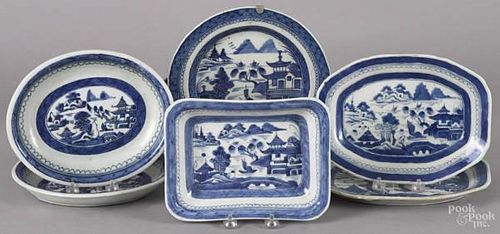 Six Chinese export porcelain Canton serving dish