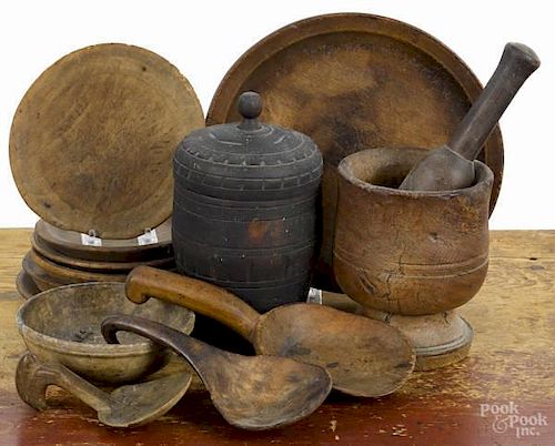 Woodenware, 19th c., to include a mortar and pe